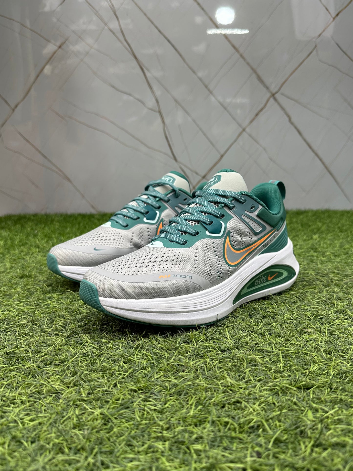 N. Airzoom I-free run