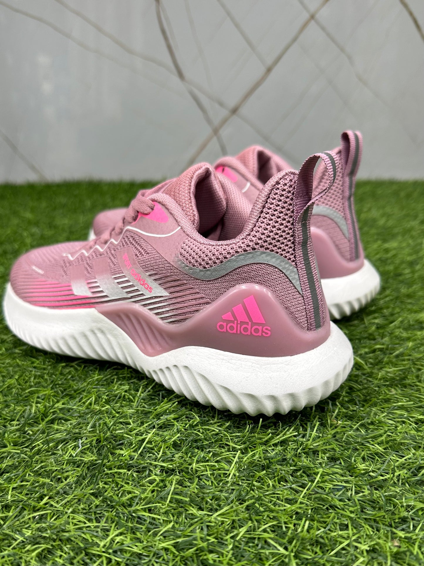 Ad. Alpha bounce