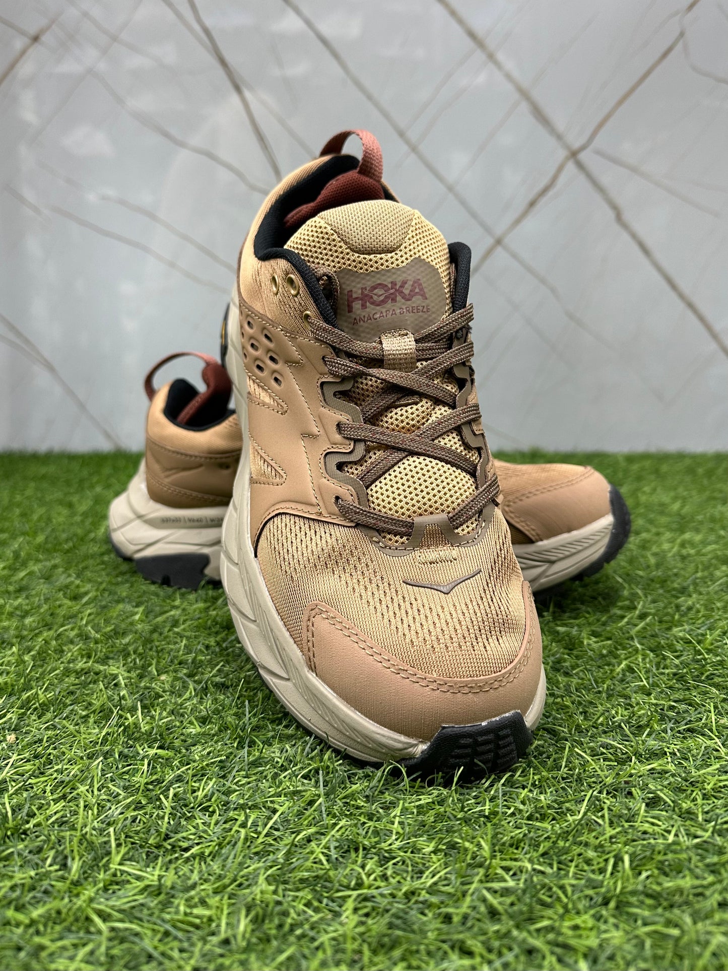 Hoka an. Breeze low