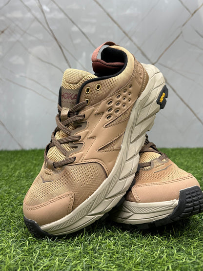 Hoka an. Breeze low