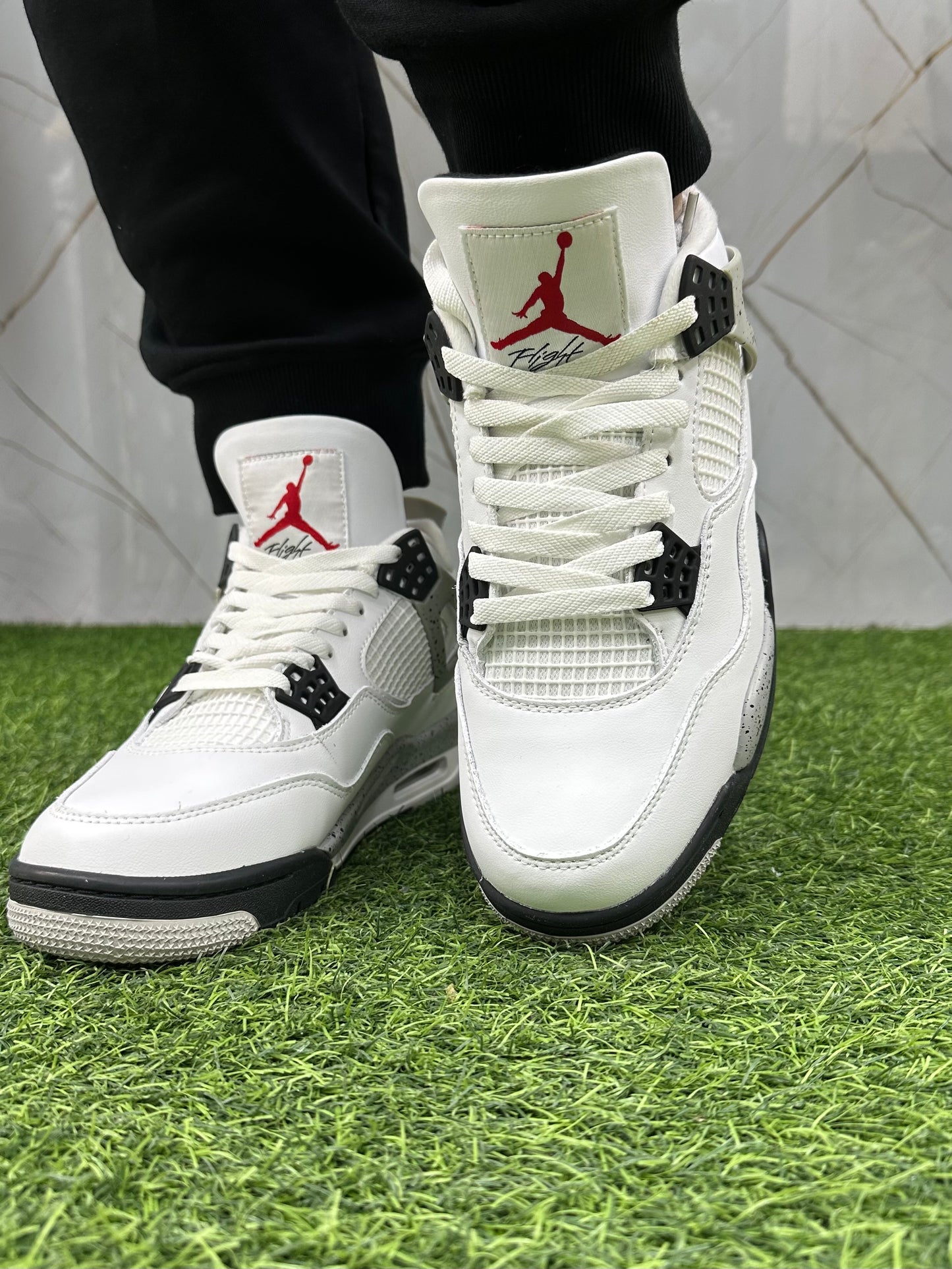 J4 White Cement