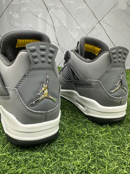 J4 retro