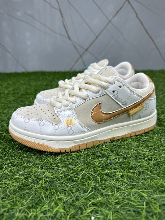 Sb Dunk GU.
