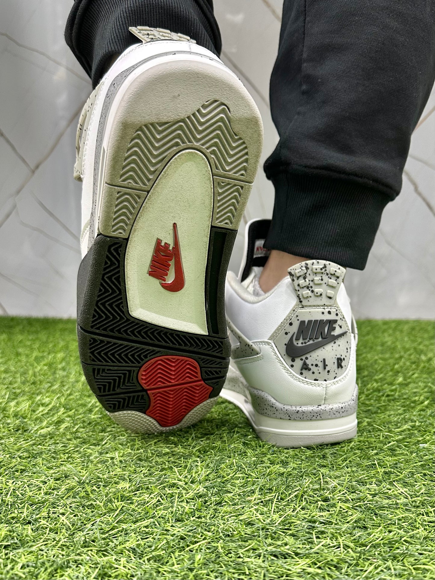 J4 White Cement